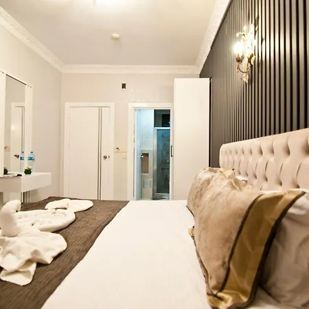 Broken Column Otel İstanbul