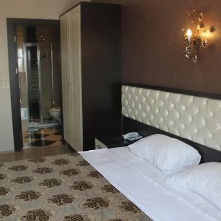 Broken Column 4* İstanbul