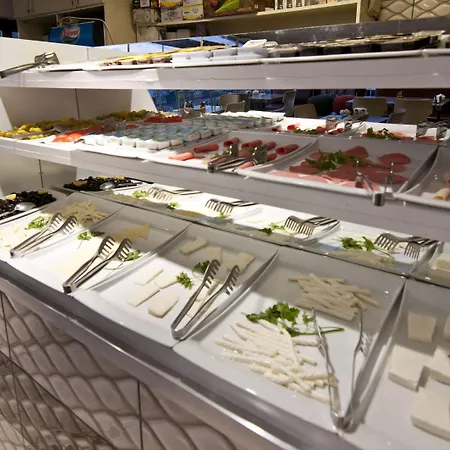 Отель Broken Column Стамбул