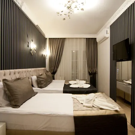 Broken Column Hotel Istambul