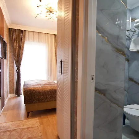 Hotel Broken Column Istanbul